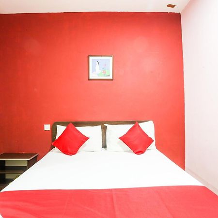 Oyo 89539 Hotel Siswa Kampar Εξωτερικό φωτογραφία
